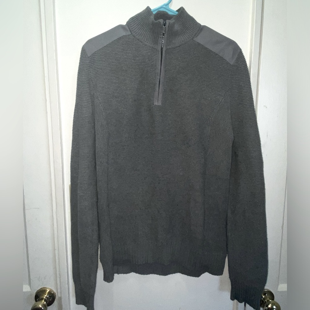 Calvin Klein Men’s quarter zip sweater